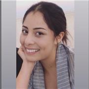 Profesora de biología, imparte clases de ciencias de la naturaleza, conocimiento del medio, geología y demás. Todas las edades